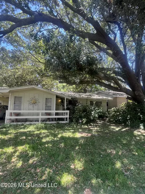 2902 Brookwood Ave, Gulfport, MS 39501