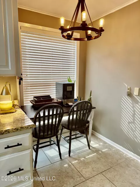 Kitchen - 124 Tanglewood Rd, Natchez, MS 39120 photo 5 of 5