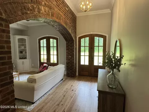 Entry Way - 190 Deerwood Xing, Canton, MS 39046 photo 2 of 6