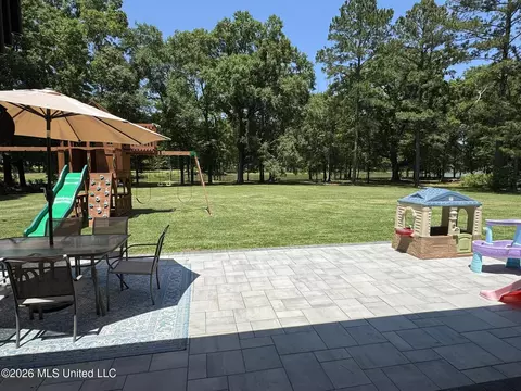 Exterior - 190 Deerwood Xing, Canton, MS 39046 photo 4 of 12