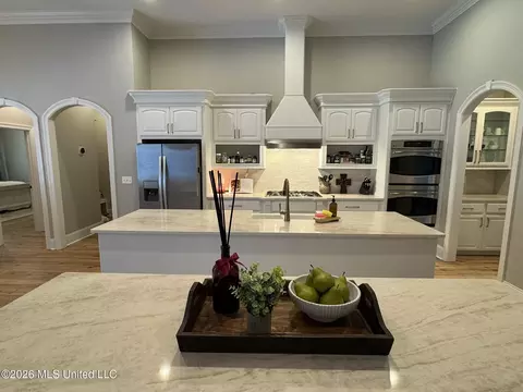 Kitchen - 190 Deerwood Xing, Canton, MS 39046 photo 2 of 2