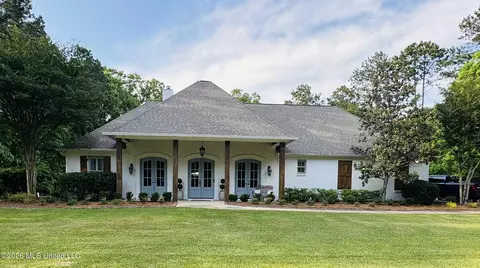 190 Deerwood Xing, Canton, MS 39046