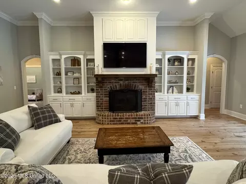 Living - 190 Deerwood Xing, Canton, MS 39046 photo 2 of 2