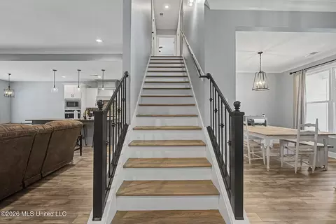 Entry Way - 672 Scout Cir, Hernando, MS 38632 photo 5 of 5