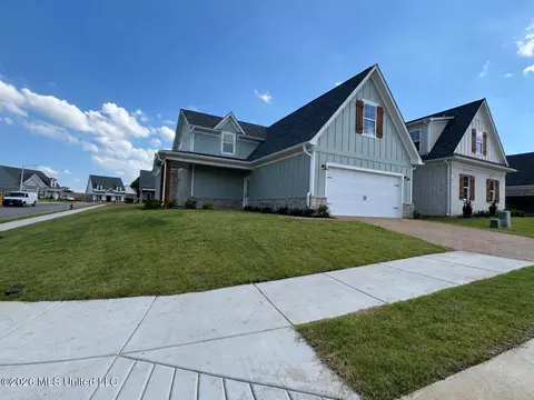 6045 River Birch Rd, Walls, MS 38680