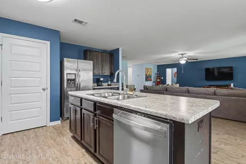 Kitchen - 405 E Petunia Dr, Long Beach, MS 39560 photo 3 of 5