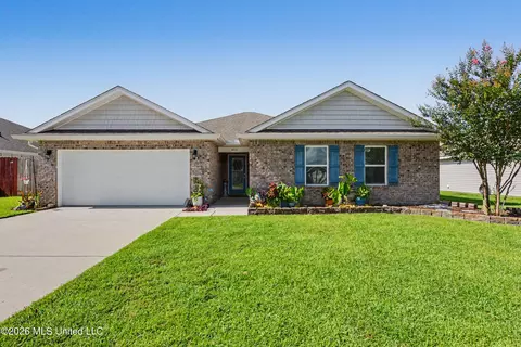 405 E Petunia Dr, Long Beach, MS 39560