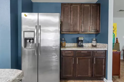 Kitchen - 405 E Petunia Dr, Long Beach, MS 39560 photo 5 of 5
