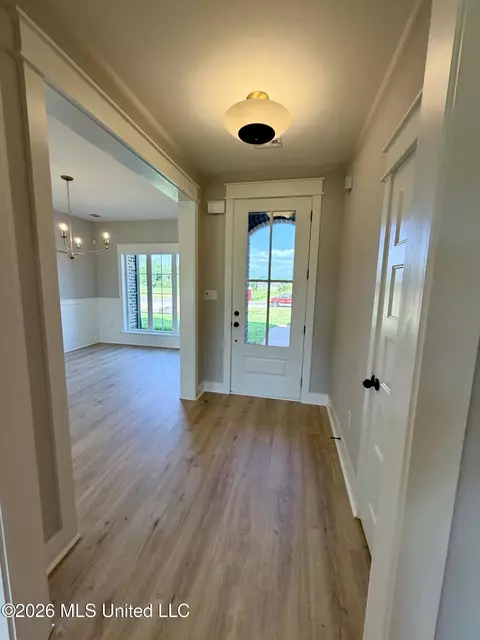 Entry Way - 1733 Caribe Dr, Nesbit, MS 38651 photo 1 of 2