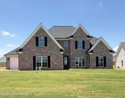 1733 Caribe Dr, Nesbit, MS 38651