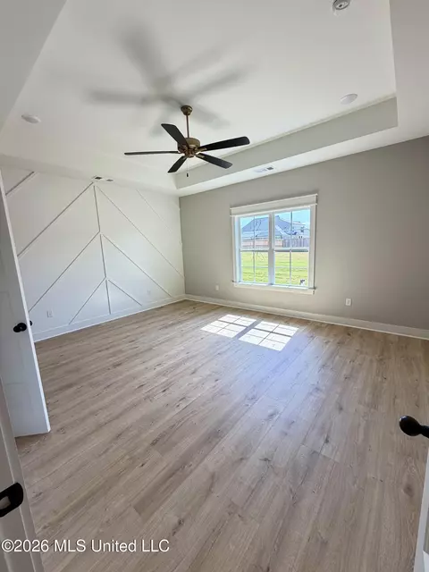Bedroom - 1733 Caribe Dr, Nesbit, MS 38651 photo 3 of 8