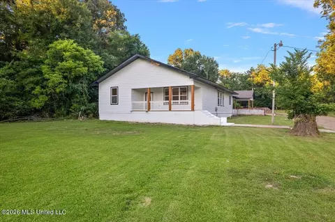 3594 N Liberty St, Canton, MS 39046