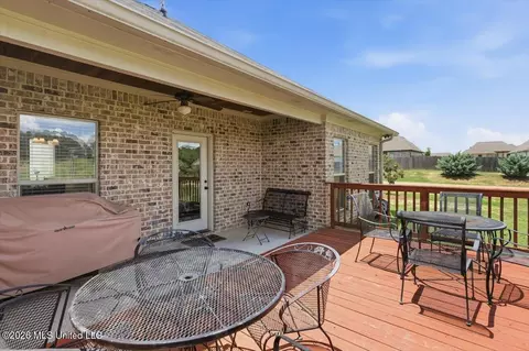 Exterior - 820 Emmas Way, Brandon, MS 39042 photo 5 of 8