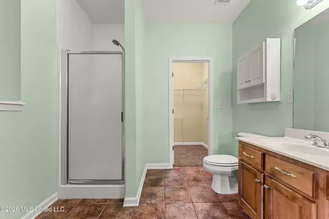 Bath - 1144 W Martin Cir, Hernando, MS 38632 photo 1 of 4