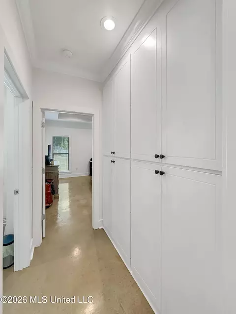 Entry Way - 651 Wild Horse Ln, Brandon, MS 39042 photo 1 of 1