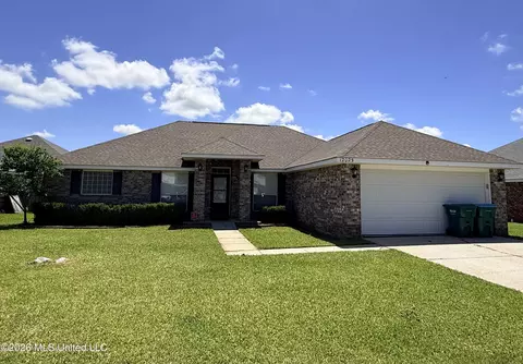 12025 Harmony Cir, Gulfport, MS 39503