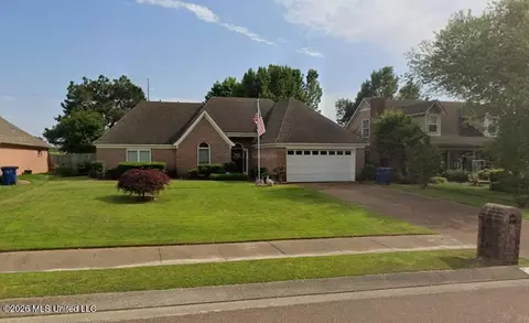 10139 Fox Hunt Dr, Olive Branch, MS 38654