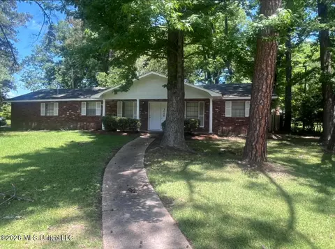 3056 Suncrest Dr, Jackson, MS 39212