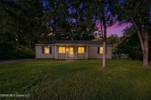 Exterior - 373 Fairhill Dr, Jackson, MS 39212 photo 4 of 4