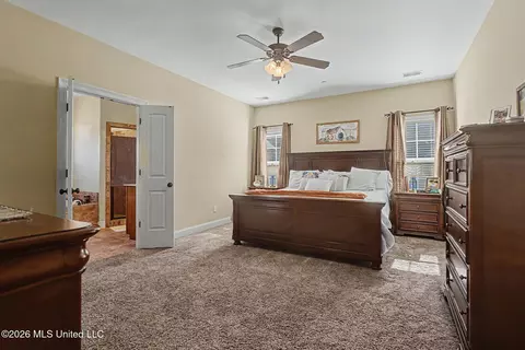 Bedroom - 7178 Love Station Loop Rd, Hernando, MS 38632 photo 2 of 5