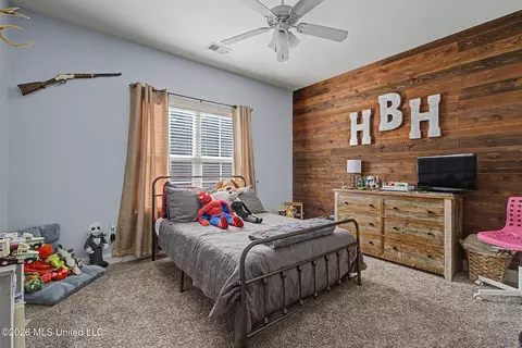 Bedroom - 7178 Love Station Loop Rd, Hernando, MS 38632 photo 3 of 5