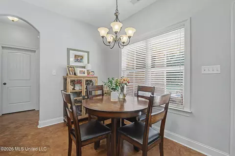 Dining - 7178 Love Station Loop Rd, Hernando, MS 38632 photo 2 of 2