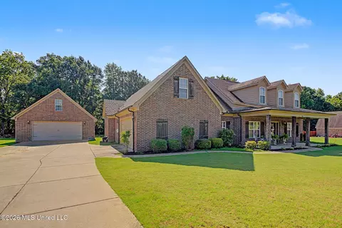 Exterior - 7178 Love Station Loop Rd, Hernando, MS 38632 photo 4 of 9