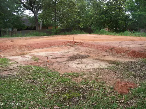 2157 Harmanson Vue, Biloxi, MS 39531 photo 3