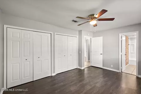 Bedroom - 30 Fox Glen Cv, Brandon, MS 39042 photo 1 of 2