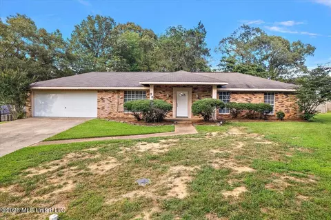 30 Fox Glen Cv, Brandon, MS 39042