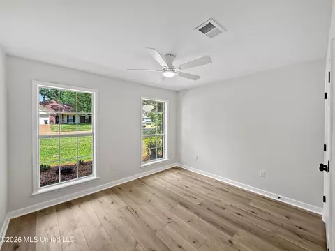 Bedroom - 109 Post Oak Dr, Brandon, MS 39047 photo 3 of 4