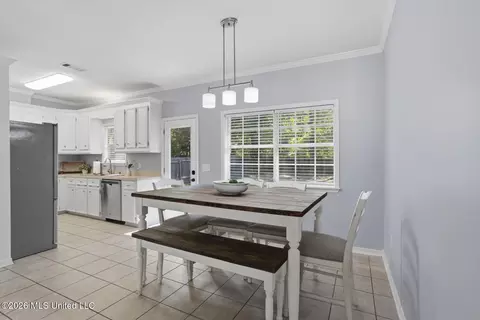 Dining - 233 Mallard Dr, Brandon, MS 39047 photo 1 of 2