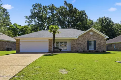 233 Mallard Dr, Brandon, MS 39047