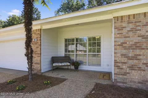 Exterior - 233 Mallard Dr, Brandon, MS 39047 photo 2 of 4