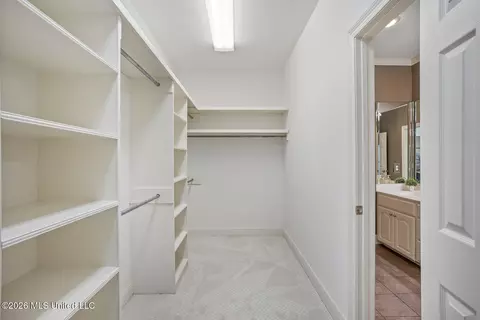Other - 525 Ridge Cir, Brandon, MS 39047 photo 5 of 8