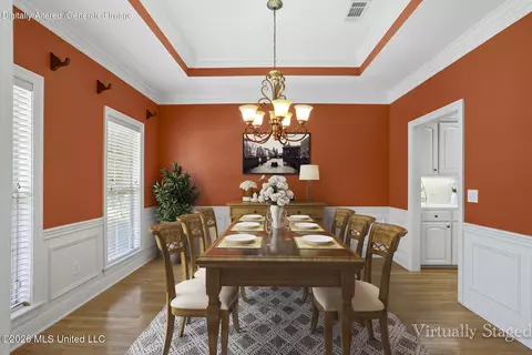 Dining - 525 Ridge Cir, Brandon, MS 39047 photo 1 of 2