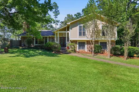 309 Longwood Dr, Clinton, MS 39056