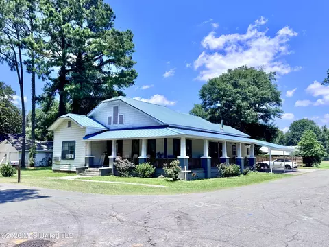 812 Watts St, Monticello, MS 39654