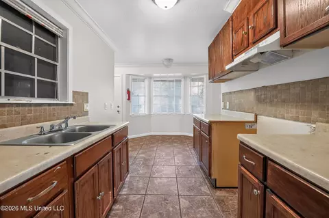 Kitchen - 2377 Breckinridge Rd, Jackson, MS 39204 photo 1 of 1