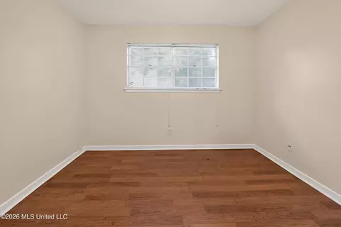 Bedroom - 2377 Breckinridge Rd, Jackson, MS 39204 photo 14 of 16