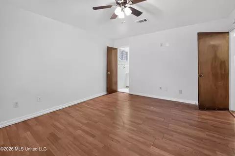 Bedroom - 2377 Breckinridge Rd, Jackson, MS 39204 photo 5 of 16