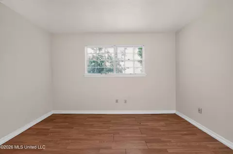 Bedroom - 2377 Breckinridge Rd, Jackson, MS 39204 photo 3 of 16