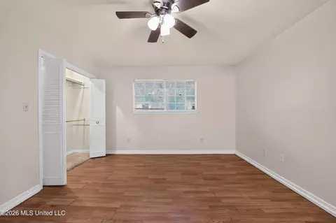 Bedroom - 2377 Breckinridge Rd, Jackson, MS 39204 photo 9 of 16