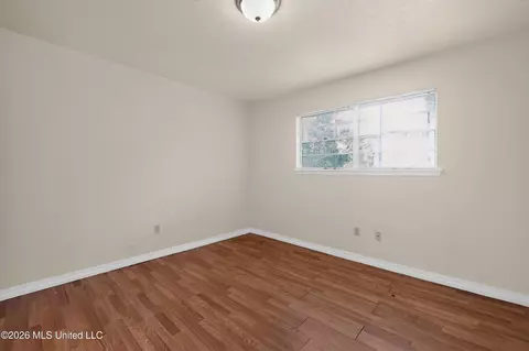 Bedroom - 2377 Breckinridge Rd, Jackson, MS 39204 photo 7 of 16