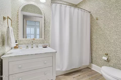 Bath - 1204 Saint Ann St, Jackson, MS 39202 photo 4 of 4