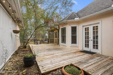 Exterior - 1204 Saint Ann St, Jackson, MS 39202 photo 4 of 10