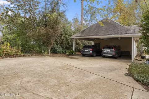 Exterior - 1204 Saint Ann St, Jackson, MS 39202 photo 9 of 10