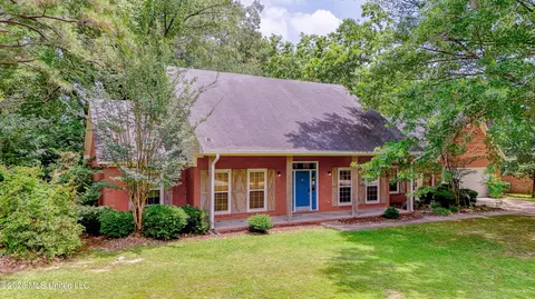6003 Queens Pt, Vicksburg, MS 39180