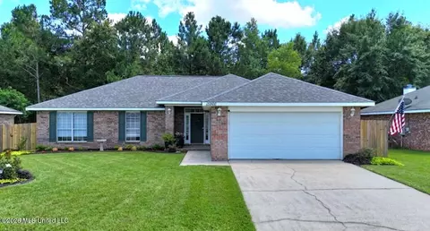 13966 Maddie Cir, D'iberville, MS 39540