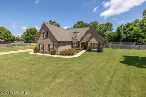 Exterior - 1266 Fieldstone St, Hernando, MS 38632 photo 9 of 11